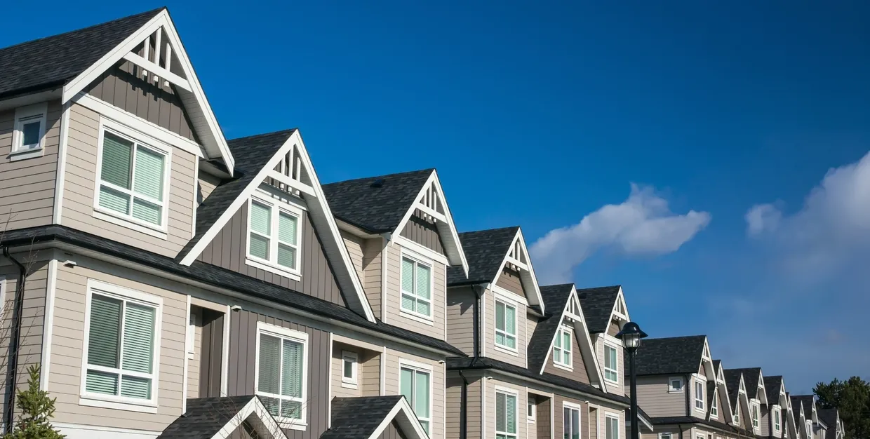 Now Is a Great Time to Go Hunting for Passive Multifamily Deals—Regardless of the Headlines